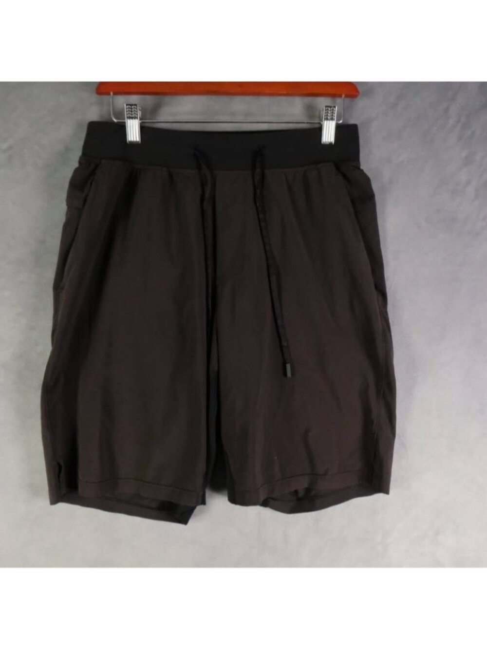 lululemon Shorts Mens Small Black commission short slim warpstreme 9"